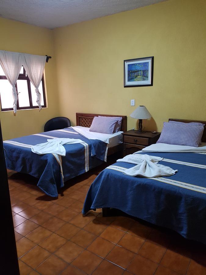 Hotel Nuevo Cupatitzio Uruapan  Exterior photo