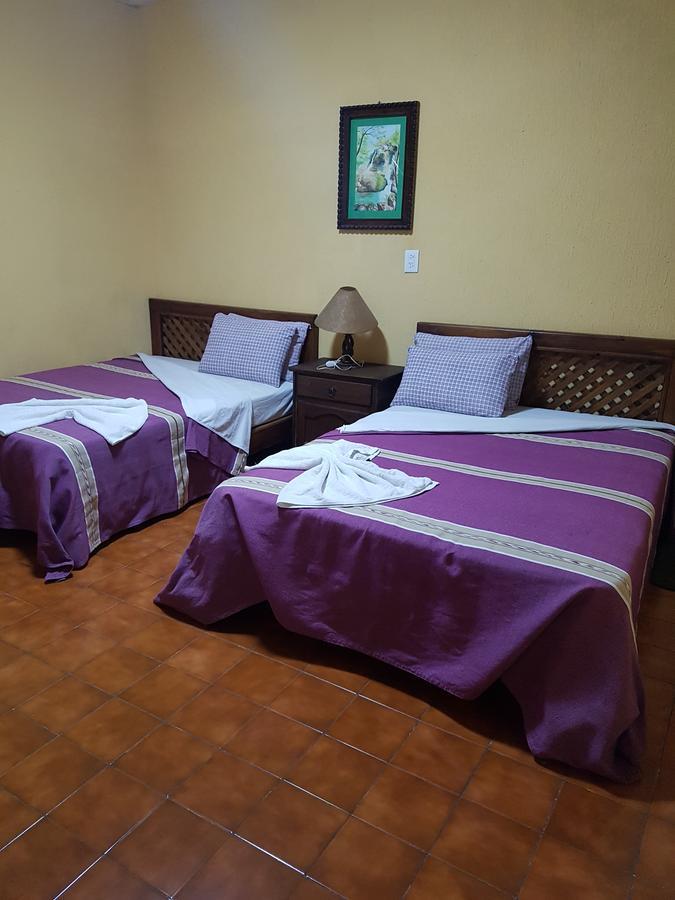 Hotel Nuevo Cupatitzio Uruapan  Exterior photo